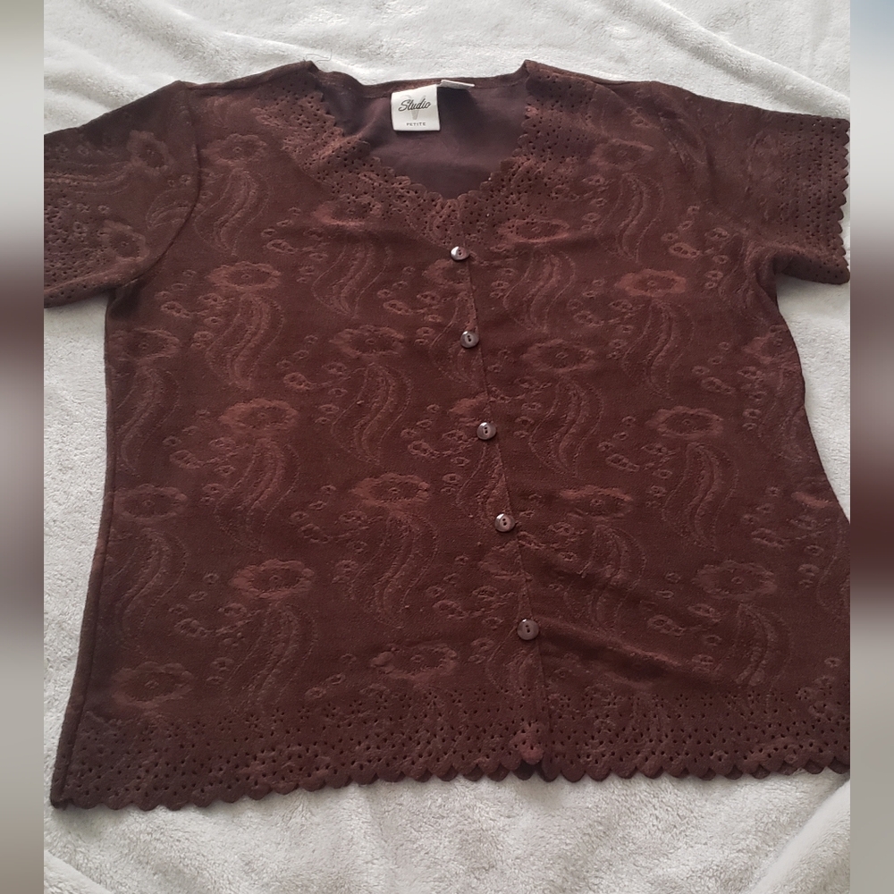 Vintage brown lacey top